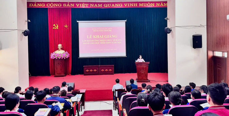 Xã Quang Minh khai giảng lớp bồi dưỡng kết nạp Đảng dành cho học sinh THPT năm 2026- Ảnh 1.