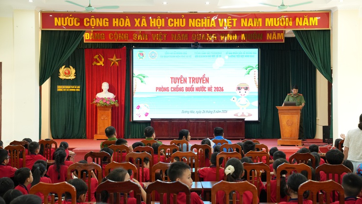 Công an xã Dương Hoà tuyền truyền phòng, chống đuối nước hè năm 2026- Ảnh 1.