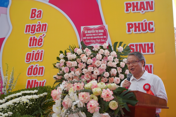 ĐẠI LỄ PHẬT ĐẢN TẠI CHÙA LINH ỨNG: TRANG NGHIÊM NGHI LỄ, SẺ CHIA YÊU THƯƠNG- Ảnh 9.