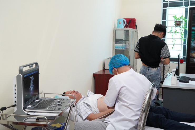 Phường Chương Mỹ tổ chức tập huấn an toàn, vệ sinh lao động và khám sức khỏe miễn phí cho đoàn viên Công đoàn- Ảnh 6.