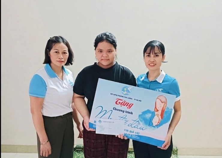 Chị Vũ Thị Đào – Chi hội trưởng Chi hội Phụ nữ Tổ dân phố 8A, phường Phú Lương tận tụy, trách nhiệm vì cộng đồng- Ảnh 2.