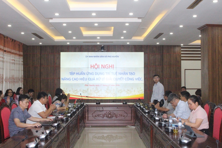 Hội nghị tập huấn ứng dụng trí tuệ nhân tạo AI nâng cao hiệu quả xử lý, giải quyết công việc- Ảnh 2.