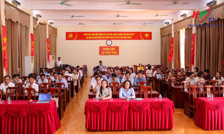 UBND xã Kiều Phú phối hợp tổ chức hội nghị tuyên truyền, phổ biến, tập huấn về Luật Thủ đô năm 2026 và các văn bản hướng dẫn thi hành- Ảnh 1.