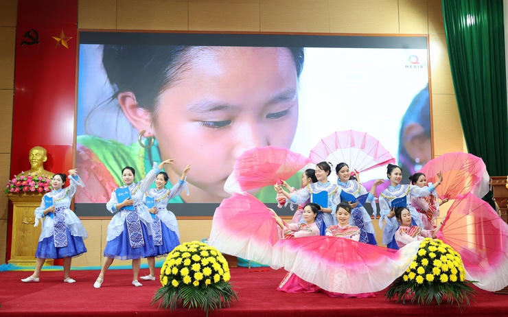 Quảng Bị: Phát động “Tháng hành động vì trẻ em” năm 2026, tuyên dương, khen thưởng học sinh giỏi tiêu biểu năm học 2025-2026- Ảnh 5.