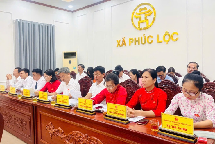 HĐND xã Phúc Lộc khoá II, nhiệm kỳ 20226-2031 thông qua nhiều nghị quyết quan trọng về đầu tư công và ngân sách năm 2026 tại Kỳ họp thứ 2 (Kỳ họp chuyên đề)- Ảnh 4.
