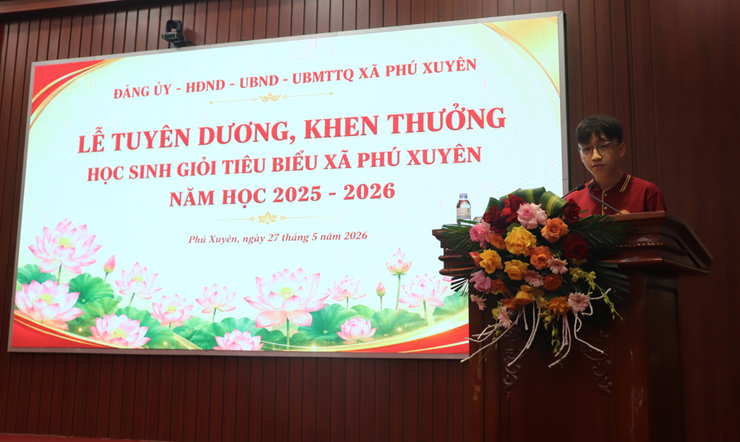 Phú Xuyên lan tỏa truyền thống hiếu học qua Lễ tuyên dương học sinh tiêu biểu năm học 2025 – 2026- Ảnh 9.