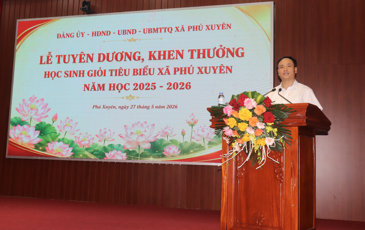 Phú Xuyên lan tỏa truyền thống hiếu học qua Lễ tuyên dương học sinh tiêu biểu năm học 2025 – 2026- Ảnh 10.