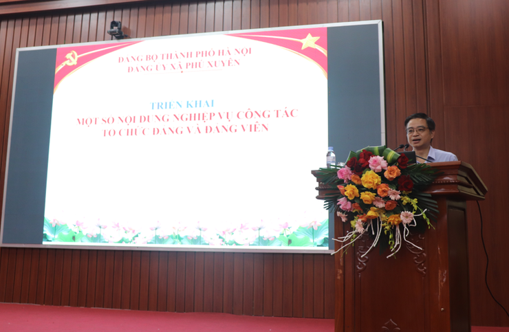 Hội nghị quán triệt, hướng dẫn đánh giá chất lượng sinh hoạt chi bộ và thực hiện rà soát, bổ sung dữ liệu Đảng viên trong toàn Đảng bộ- Ảnh 2.