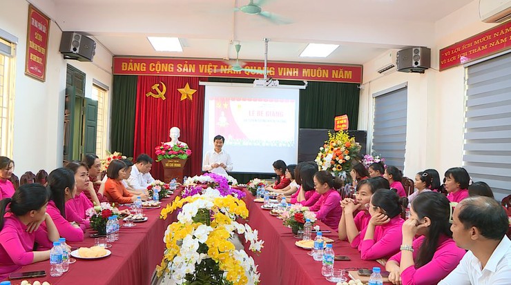 ĐỒNG CHÍ BÍ THƯ ĐẢNG ỦY XÃ DỰ VÀ LÀM VIỆC VỚI TRƯỜNG THCS THỊ TRẤN VỀ KẾT QUẢ NĂM HỌC 2025 – 2026- Ảnh 8.