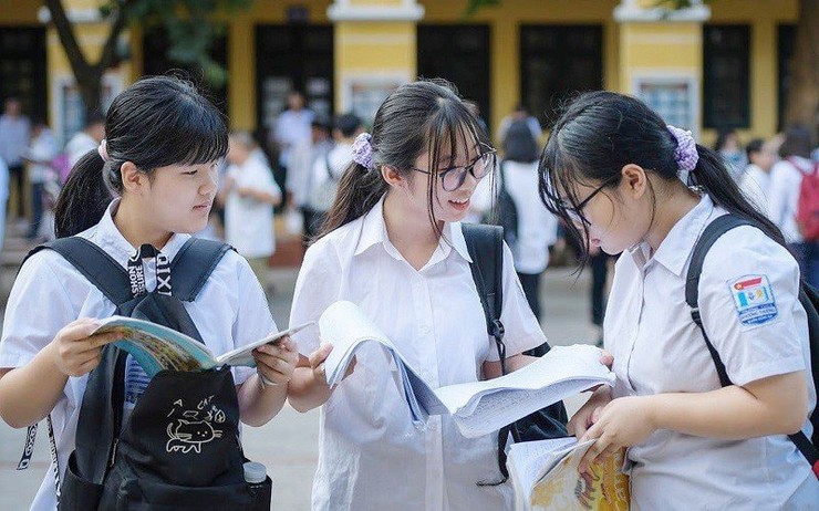 Những lưu ý dành cho gia đình, phụ huynh và học sinh trước kỳ thi tuyển sinh vào lớp 10 THPT- Ảnh 1.