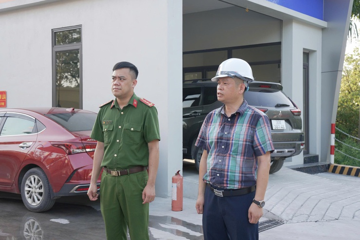 Thực tập phương án chữa cháy và cứu nạn, cứu hộ tại Cửa hàng xăng dầu 118 xã Thiên Lộc.- Ảnh 5.