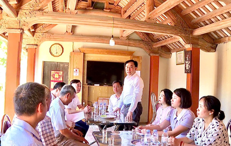 Đoàn giám sát Ban văn hóa – Xã hội xã Hát Môn giám sát công tác quản lý, sử dụng các thiết chế văn hóa trên địa bàn xã.- Ảnh 2.