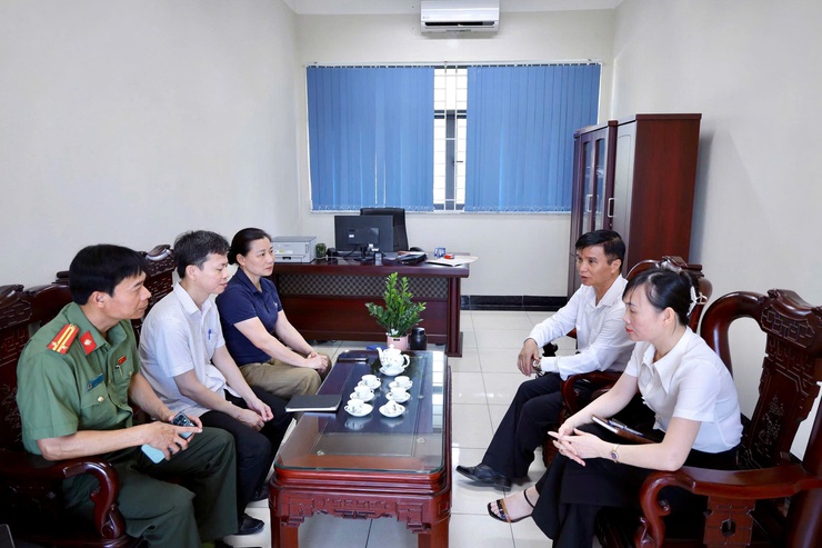 Xã Thiên Lộc tổ chức 2 đoàn kiểm tra cơ sở vật chất và thăm, động viên tại các điểm thi tuyển sinh vào lớp 10 THPT năm học 2026 – 2027- Ảnh 1.