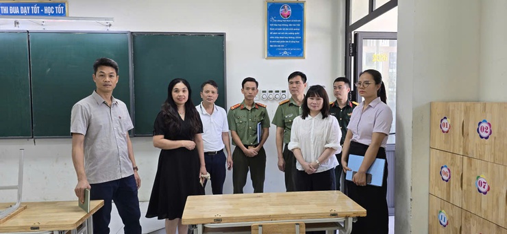 Xã Vân Đình kiểm tra công tác chuẩn bị kỳ thi vào lớp 10- Ảnh 2.