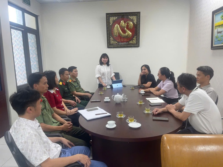 Xã Vân Đình kiểm tra công tác chuẩn bị kỳ thi vào lớp 10- Ảnh 1.