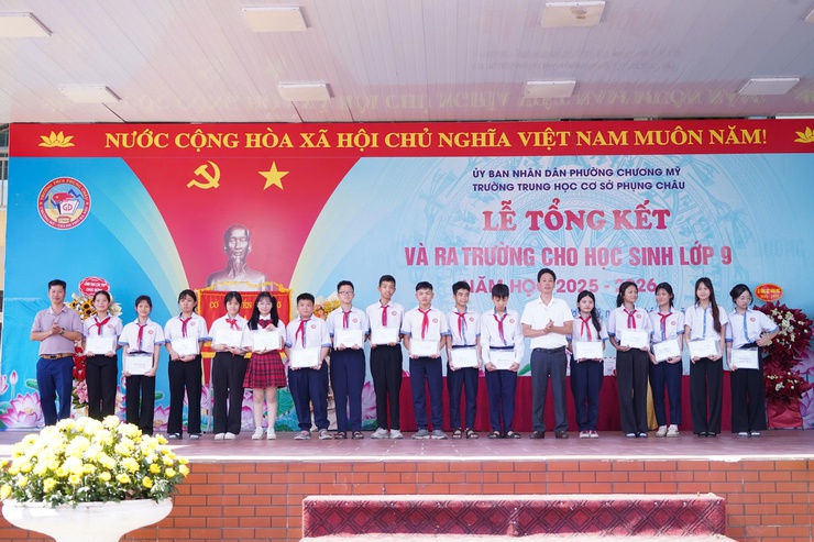 THCS Phụng Châu tổng kết năm học 2025-2026: Khẳng định chất lượng giáo dục toàn diện- Ảnh 16.