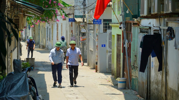 Phường Từ Liêm tăng cường tuyên truyền, vận động các hộ dân bàn giao mặt bằng phục vụ dự án hồ điều hòa Phú Đô- Ảnh 2.