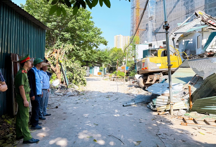 Phường Thanh Liệt: Quyết liệt xử lý các công trình vi phạm xây dựng trên đất nông nghiệp- Ảnh 3.