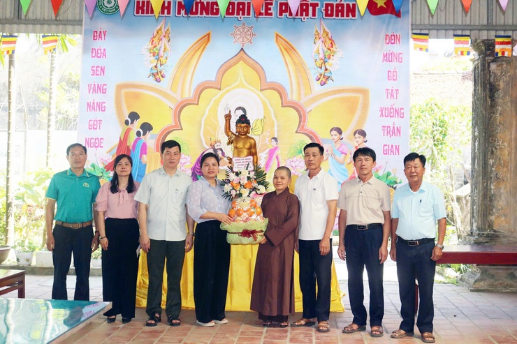 Chúc mừng và tặng quà Chùa Mỗ Xá nhân dịp Đại lễ Phật đản Phật lịch 2570 – Dương lịch 2026- Ảnh 2.