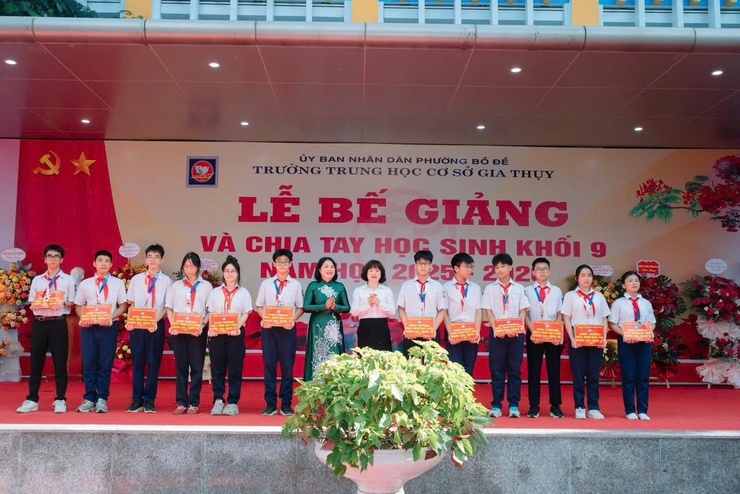Đảng ủy phường Bồ Đề đánh giá cao kết quả năm học 2025 – 2026 của ngành giáo dục địa phương- Ảnh 6.
