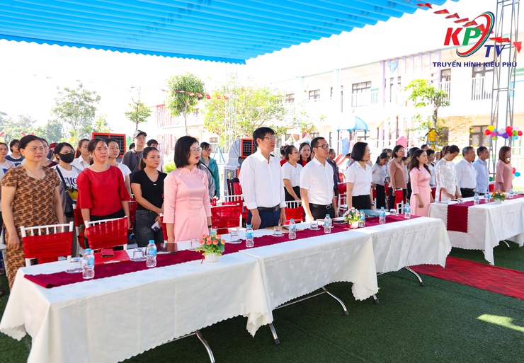 LỄ ĐÓN NHẬN BẰNG CÔNG NHẬN TRƯỜNG MẦM NON ĐẠT CHUẨN QUỐC GIA MỨC ĐỘ 2 VÀ TỔNG KẾT NĂM HỌC 2025 – 2026. CHIA TAY CÁC BÉ MẪU GIÁO 5 TUỔI RA TRƯỜNG – VUI TẾT THIẾU NHI 01/6- Ảnh 1.