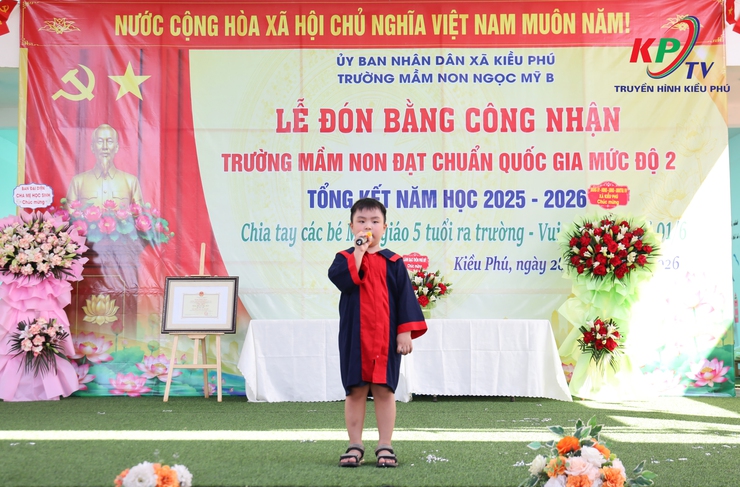 LỄ ĐÓN NHẬN BẰNG CÔNG NHẬN TRƯỜNG MẦM NON ĐẠT CHUẨN QUỐC GIA MỨC ĐỘ 2 VÀ TỔNG KẾT NĂM HỌC 2025 – 2026. CHIA TAY CÁC BÉ MẪU GIÁO 5 TUỔI RA TRƯỜNG – VUI TẾT THIẾU NHI 01/6- Ảnh 8.