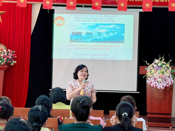 PHỤ NỮ NAM PHÙ CHỦ ĐỘNG CHUYỂN ĐỔI SỐ, ĐỔI MỚI HOẠT ĐỘNG HỘI- Ảnh 1.