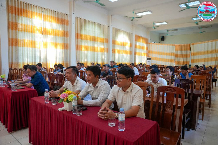 UBND XÃ HƯNG ĐẠO TỔ CHỨC HỘI NGHỊ TRIỂN KHAI CHÍNH SÁCH PHÁT TRIỂN NÔNG NGHIỆP THEO NGHỊ QUYẾT SỐ 53/2025/NQ-HĐND THÀNH PHỐ- Ảnh 1.