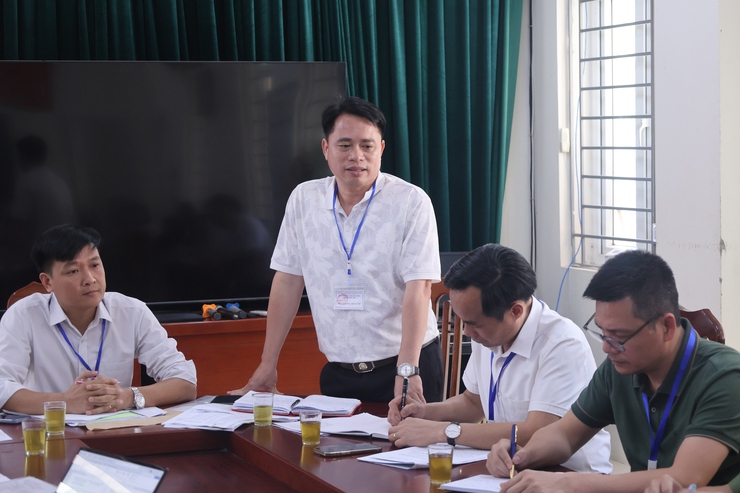 Ban Chỉ đạo thi tuyển sinh vào lớp 10 THPT xã Hòa Phú tổ chức kiểm tra công tác chuẩn bị cho kỳ thi tuyển sinh vào lớp 10- Ảnh 10.