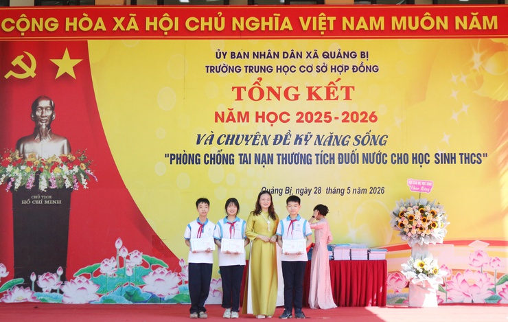 Trường THCS Hợp Đồng tổng kết năm học 2025-2026 và  Chuyên đề phòng, chống tai nạn thương tích cho học sinh- Ảnh 7.