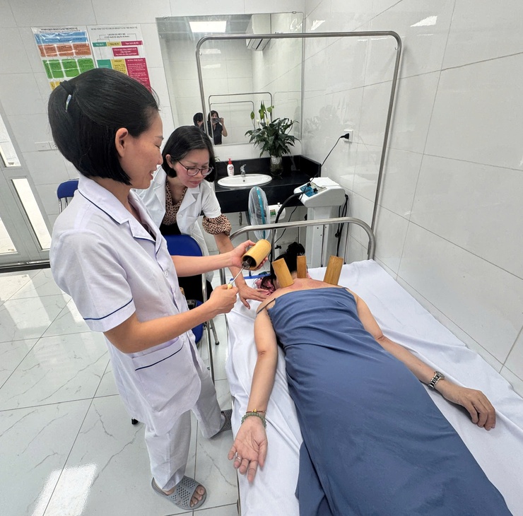 Y học cổ truyền – Giải pháp chăm sóc sức khỏe an toàn, bền vững tại Trạm Y tế phường Nghĩa Đô- Ảnh 3.