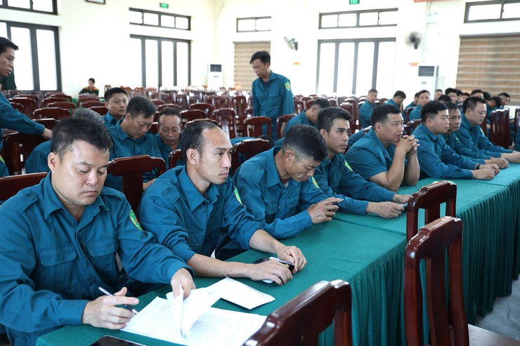 Xuân Mai khai mạc huấn luyện lực lượng dân quân cơ động năm 2026- Ảnh 6.