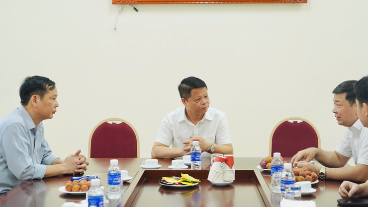 Chủ tịch UBND xã Yên Lãng kiểm tra công tác chuẩn bị tại các điểm thi năm 2026- Ảnh 3.