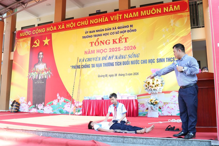 Trường THCS Hợp Đồng tổng kết năm học 2025-2026 và  Chuyên đề phòng, chống tai nạn thương tích cho học sinh- Ảnh 4.