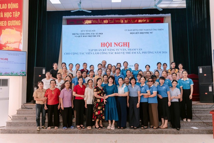 Hội LHPN xã Ứng Thiên tập huấn kỹ năng bảo vệ trẻ em và trao kinh phí đỡ đầu cho trẻ mồ côi năm 2026- Ảnh 6.