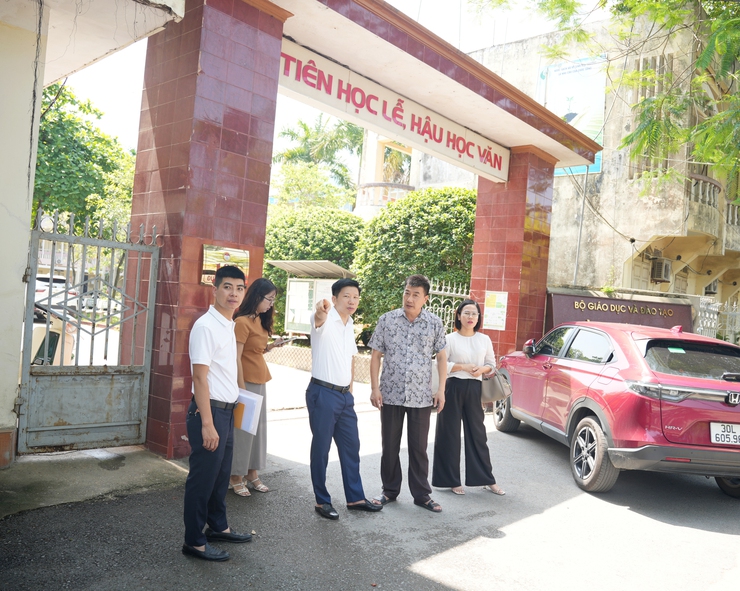 Lãnh đạo phường Sơn Tây kiểm tra công tác chuẩn bị phục vụ kỳ thi tuyển sinh vào lớp 10 THPT năm học 2026-2027- Ảnh 4.
