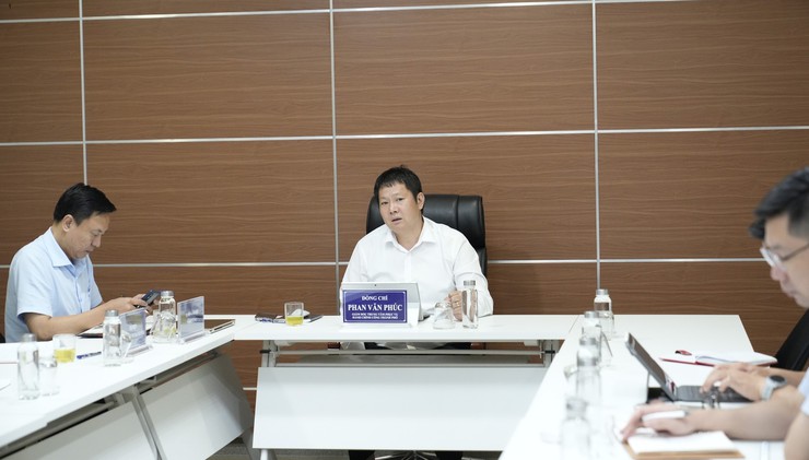 Tăng cường phối hợp với các ngân hàng hỗ trợ người dân mở tài khoản thanh toán khi thực hiện thủ tục hành chính- Ảnh 2.