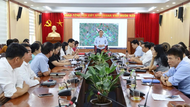 Xã Quang Minh tổ chức hội nghị lấy ý kiến về phương án sắp xếp, sáp nhập thôn- Ảnh 4.