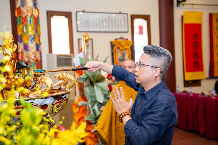 Lãnh đạo Đảng ủy, HĐND, UBND, UBMTTQ xã Mỹ Đức dự Đại lễ Phật đản Phật lịch 2570 tại chùa Diên Khánh, thôn Văn Giang, xã Mỹ Đức  - Ảnh 15.