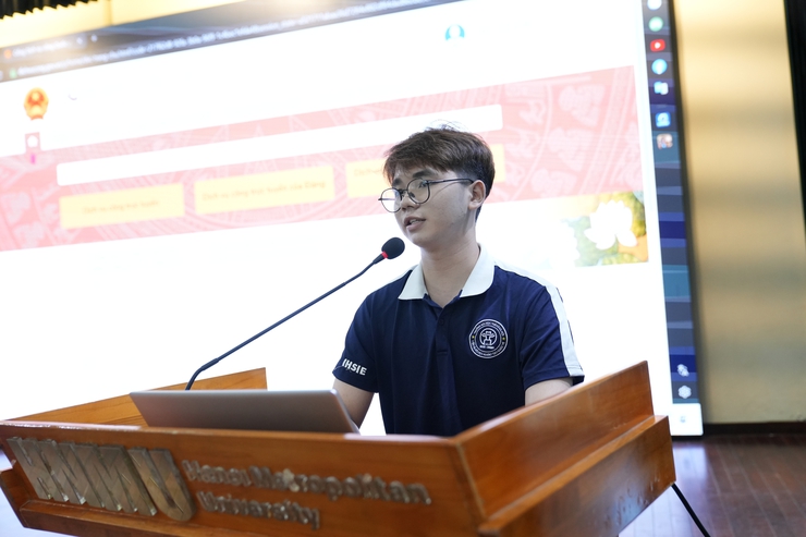 Sinh viên Trường Đại học Thủ đô Hà Nội tham gia thực hành dịch vụ công trực tuyến, lan tỏa tinh thần “Thanh niên số” vì cộng đồng- Ảnh 5.