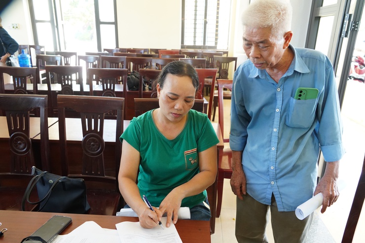 Phường Chương Mỹ tổ chức hội nghị kết thúc công khai và tiếp thu ý kiến về phương án dự thảo bồi thường, hỗ trợ, tái định cư dự án quốc lộ 6- Ảnh 8.