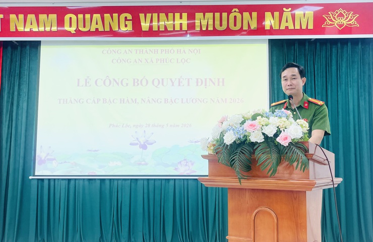 Công an xã Phúc Lộc tổ chức Lễ Công bố quyết định thăng cấp bậc hàm, nâng bậc lương năm 2026- Ảnh 2.