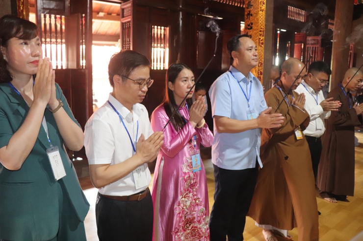 Các đồng chí lãnh đạo xã Phú Xuyên thăm, chúc mừng Đại lễ Phật đản Phật lịch 2570 – Dương lịch năm 2026- Ảnh 4.