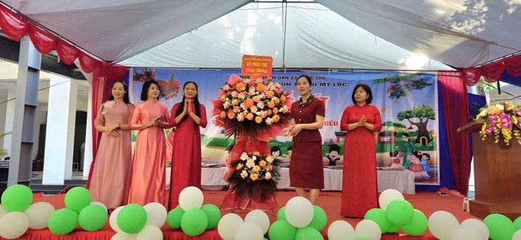 Phúc Thọ: Lãnh đạo xã dự lễ bế giảng năm học 2025 – 2026 tại các trường Tiểu học, Mầm non trên địa bàn- Ảnh 5.