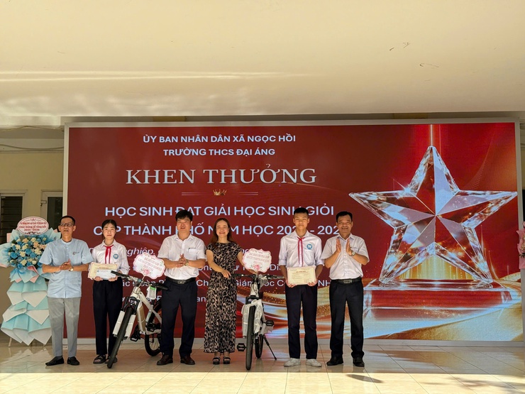 TRƯỜNG THCS ĐẠI ÁNG: TRANG TRỌNG TỔ CHỨC LỄ TỔNG KẾT, TUYÊN DƯƠNG GIÁO VIÊN VÀ HỌC SINH XUẤT SẮC NĂM HỌC 2025 – 2026- Ảnh 4.