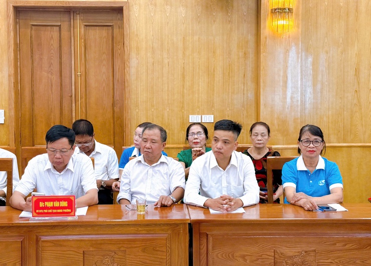 Phường Thanh Liệt tọa đàm nâng cao giải pháp khắc phục điểm nghẽn vệ sinh môi trường- Ảnh 2.