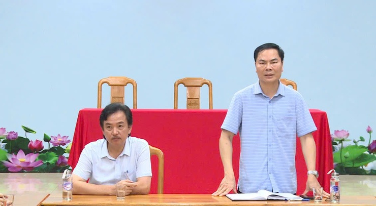 Kiểm tra công tác chuẩn bị tại các điểm thi vào lớp 10 THPT năm học 2026–2027 trên địa bàn xã Phúc Lộc- Ảnh 1.