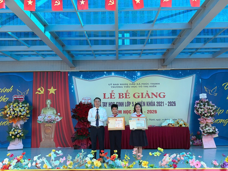 Trường Tiểu học Tô Thị Hiển bế giảng năm học 2025-2026- Ảnh 4.