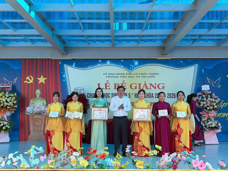 Trường Tiểu học Tô Thị Hiển bế giảng năm học 2025-2026- Ảnh 2.