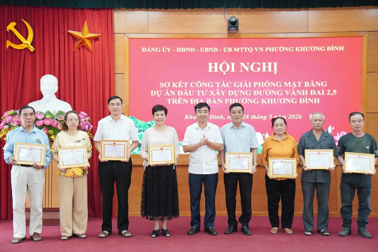 Hà Nội: Phường Khương Đình lấy sự hài lòng của nhân dân làm thước đo cho hiệu quả công tác giải phóng mặt bằng
- Ảnh 3.